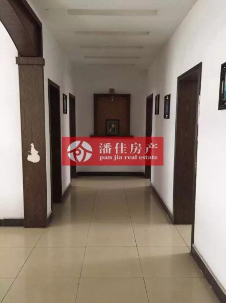 【潘佳房產(chǎn)推薦】【隆中鑫城南北通透 大陽臺129.5平精裝帶家電50萬】