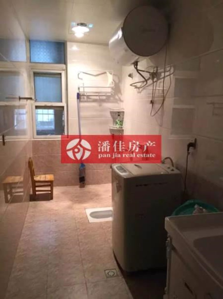 【潘佳房產(chǎn)推薦】【隆中鑫城南北通透 大陽臺129.5平精裝帶家電50萬】