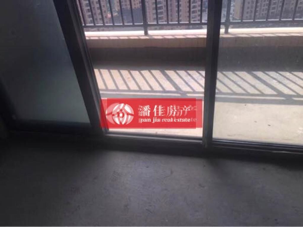 【潘佳房產(chǎn)推薦】便宜急售！中建國(guó)際二期123㎡3室2廳2衛(wèi)毛坯 高層只要100萬(wàn)