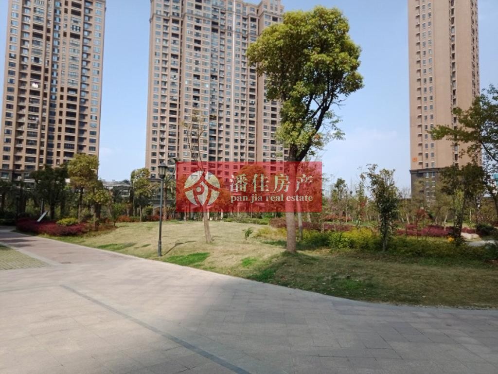 【潘佳房產(chǎn)推薦】便宜急售！中建國(guó)際二期123㎡3室2廳2衛(wèi)毛坯 高層只要100萬(wàn)