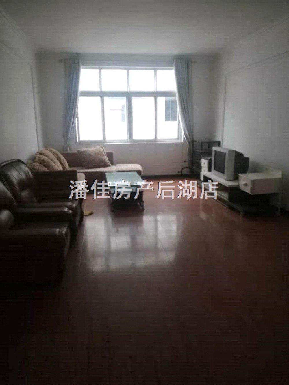 滿二掛口街131平中等裝修三面采光5樓拎包入住