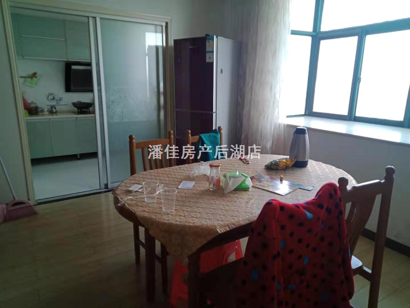 全洲國(guó)際中層132平南北通透三房精裝修81萬(wàn)拎包入住