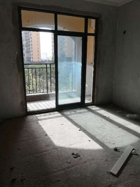 滨湖天地竹苑3室2厅2卫127平送入户花园99万