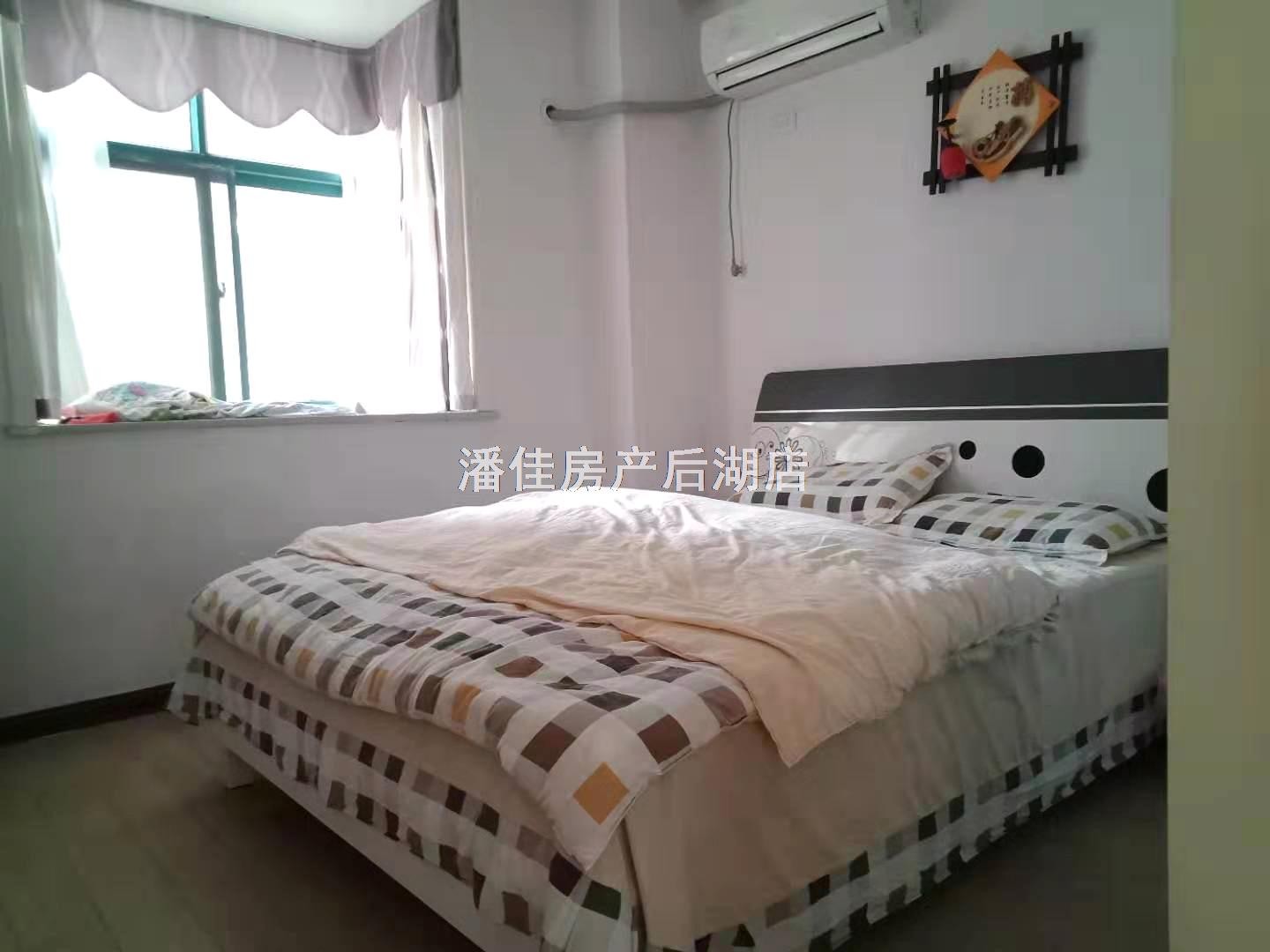 全洲國(guó)際3室2廳2衛(wèi)132平精裝修11樓拎包入住