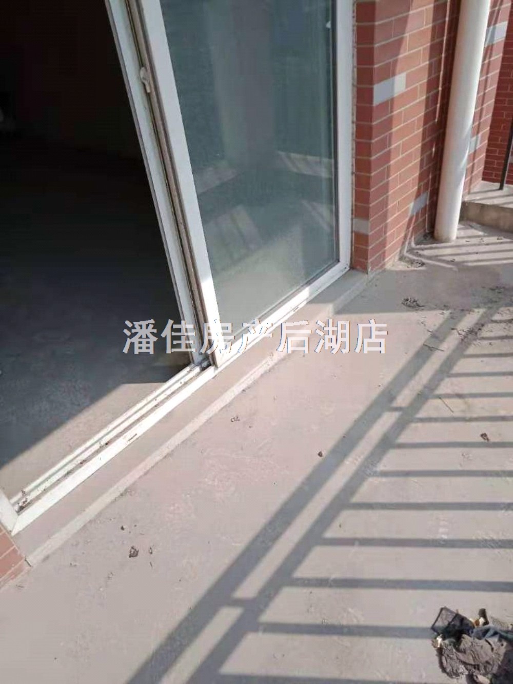 證滿稅低錦繡后湖中間層毛坯2居室47.5萬(wàn)