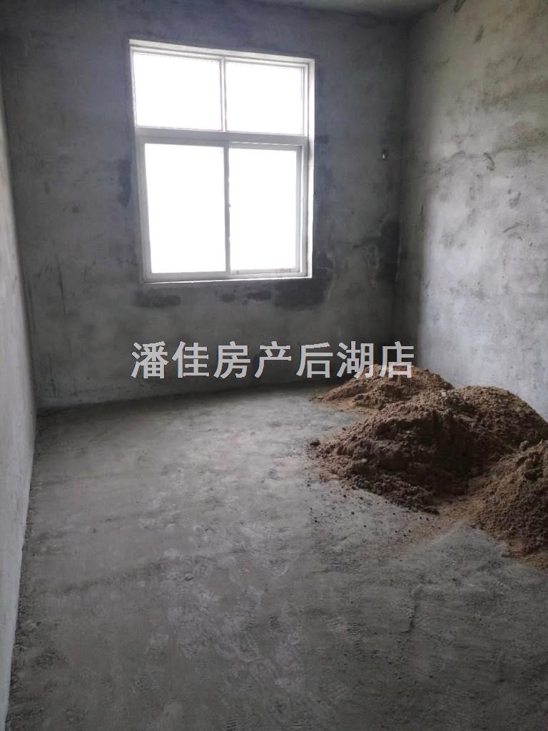 北京二路玉泉 南门对面146平毛坯证满税低