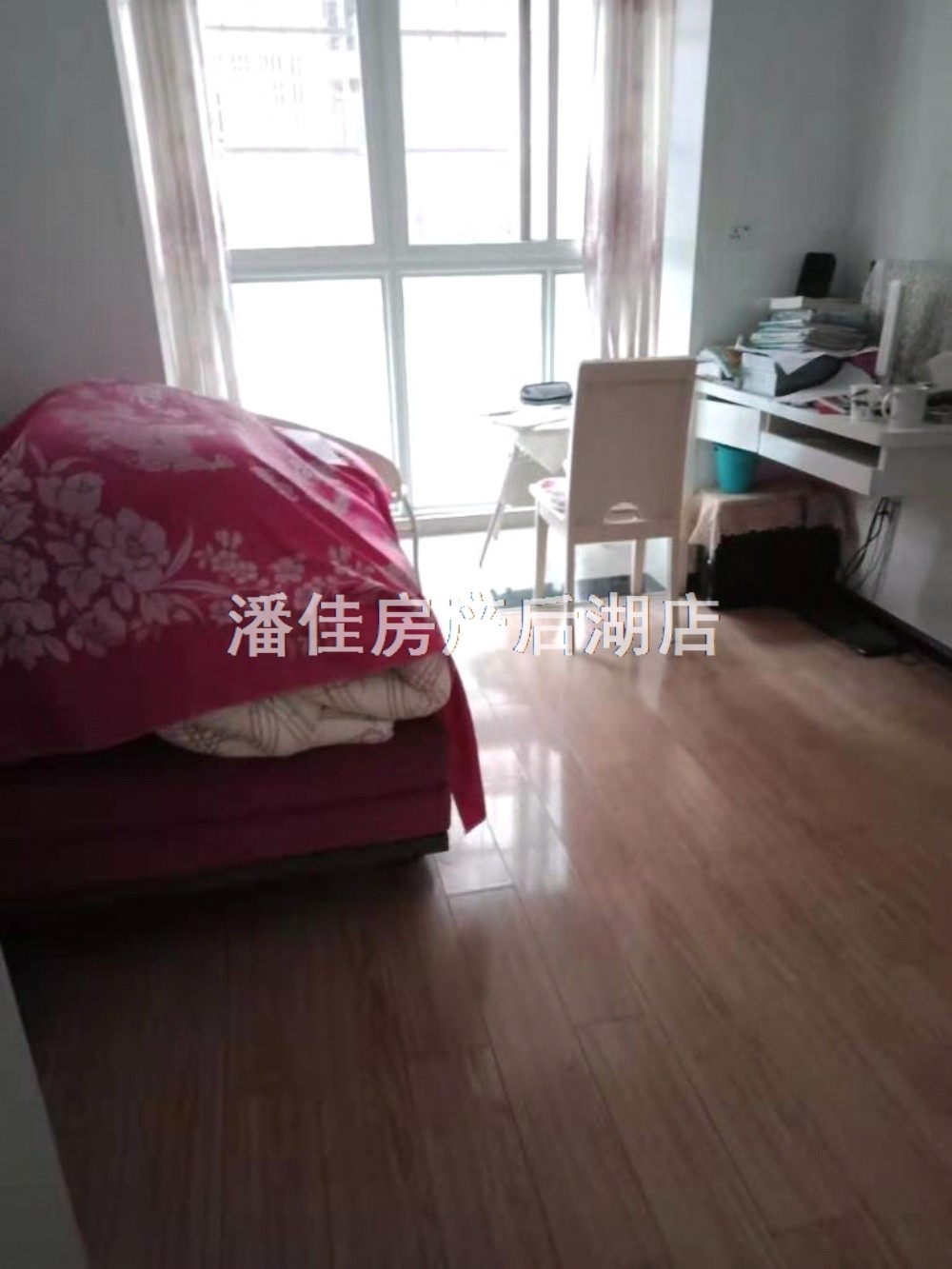 急售！滿二錦繡后湖精裝三房117平70萬