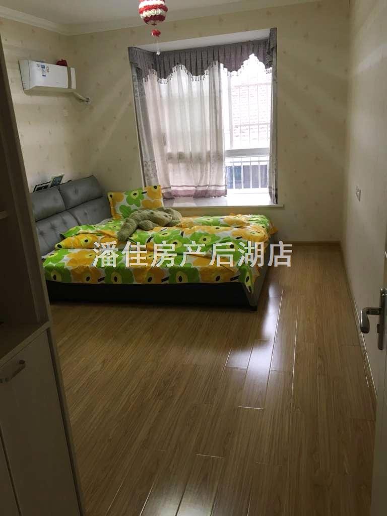 榮欣景城大三房精裝修120平證滿稅低60萬