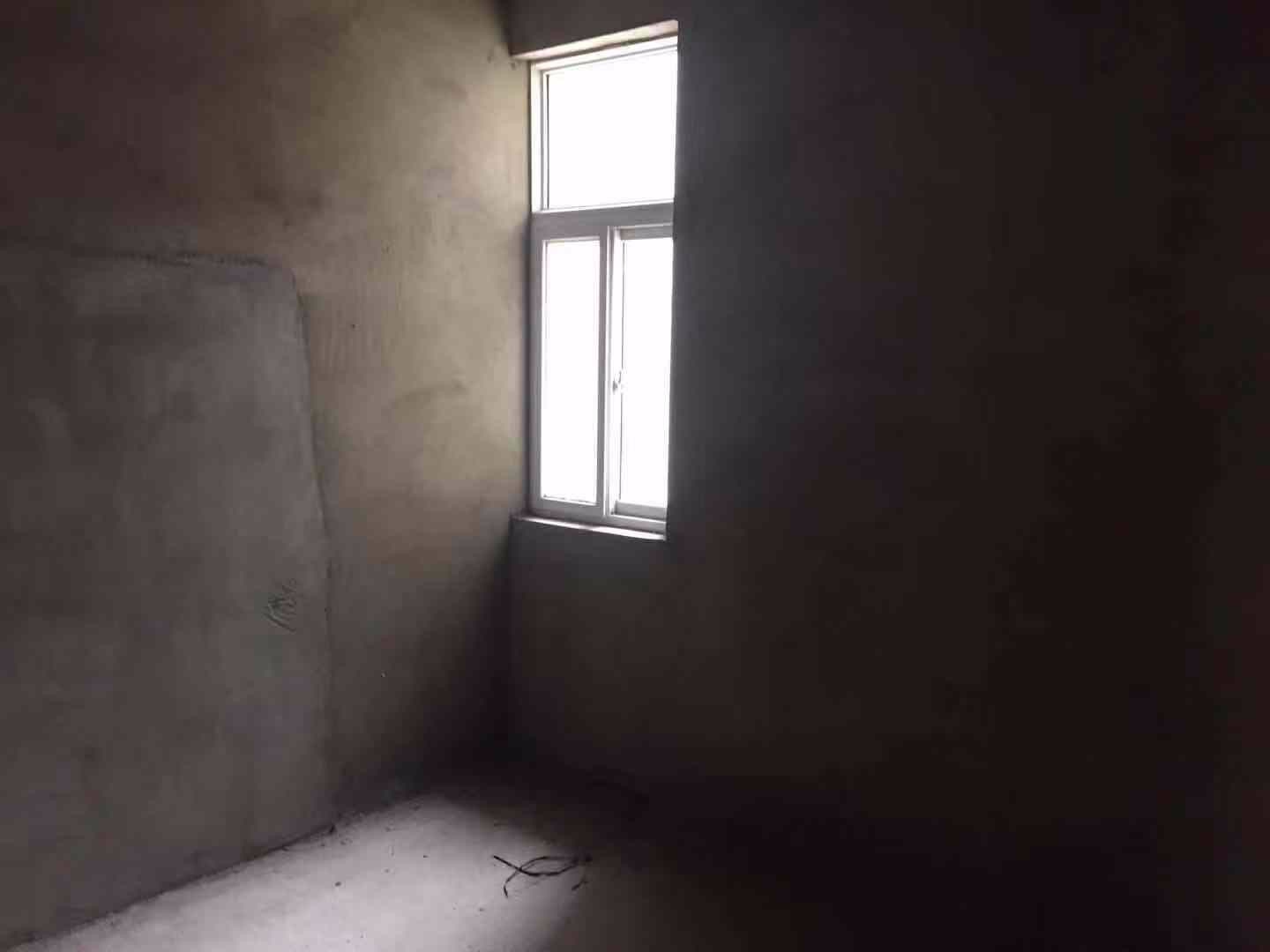 急售河口大橋海燕家園4樓毛坯房