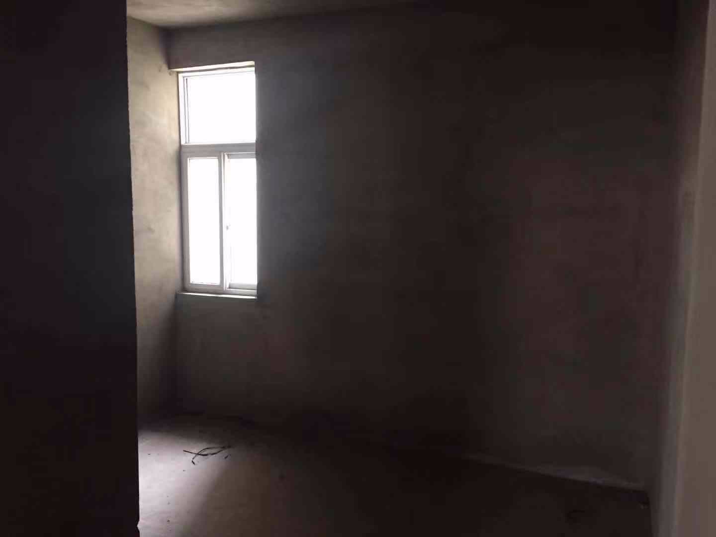 急售河口大橋海燕家園4樓毛坯房