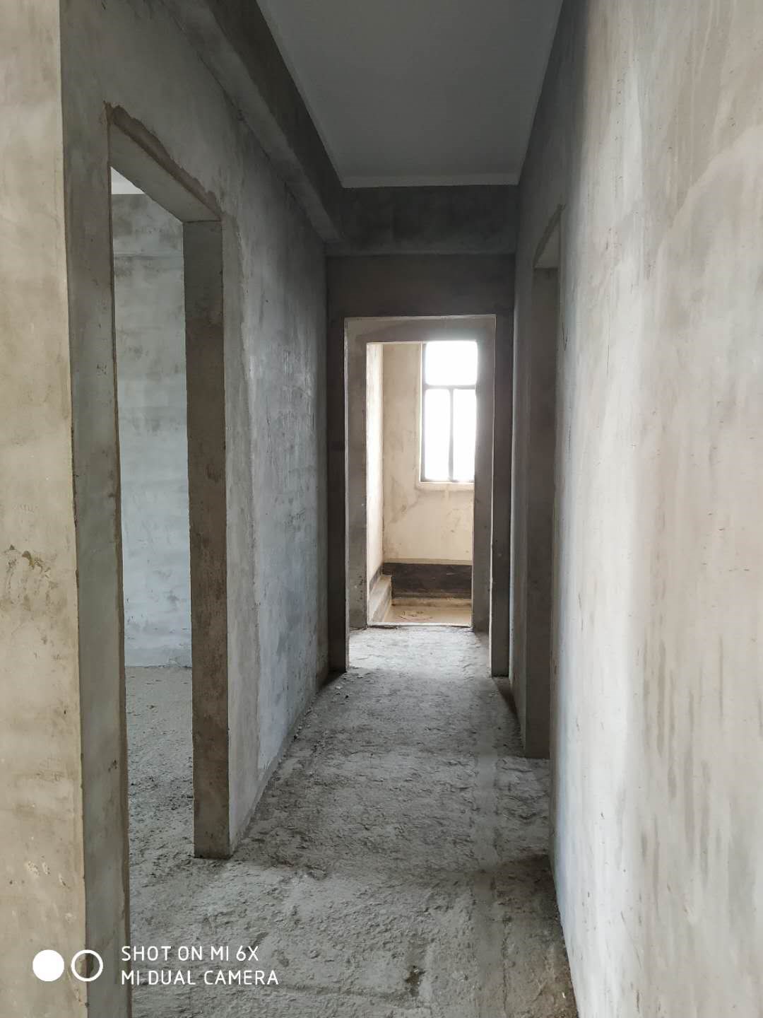 濱湖天地139平公攤小，毛坯房，老證后期費(fèi)用低！雙陽(yáng)臺(tái)，景觀房！