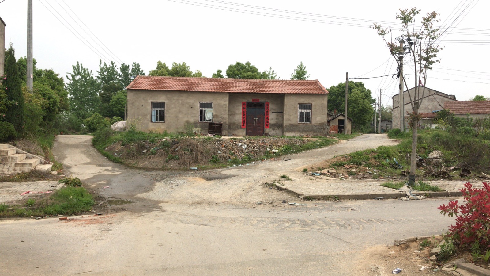 出租孝感臨空經(jīng)濟開發(fā)區(qū)閔集鄉(xiāng)余家畈漢孝大道旁私房一棟