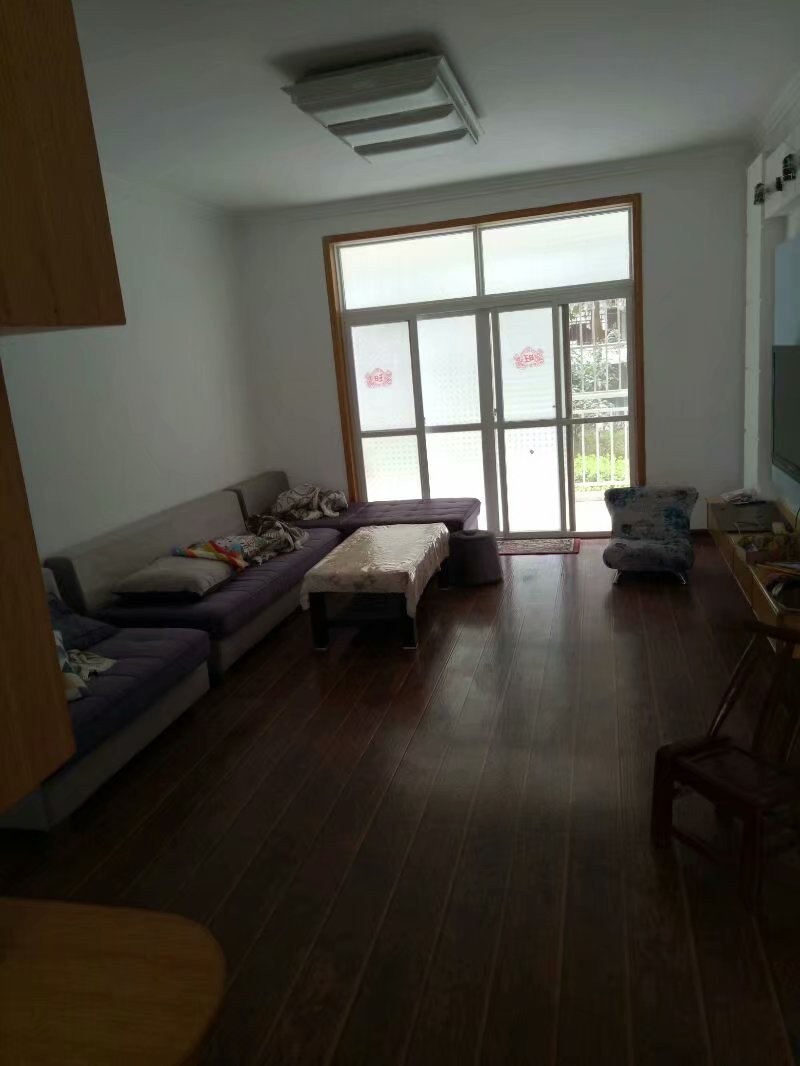 南大幸福花城三居室出租