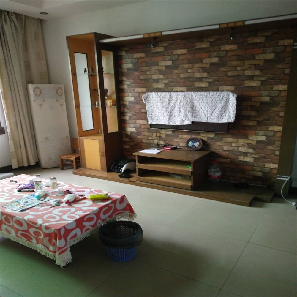 長征二路單位房大兩房，無公攤