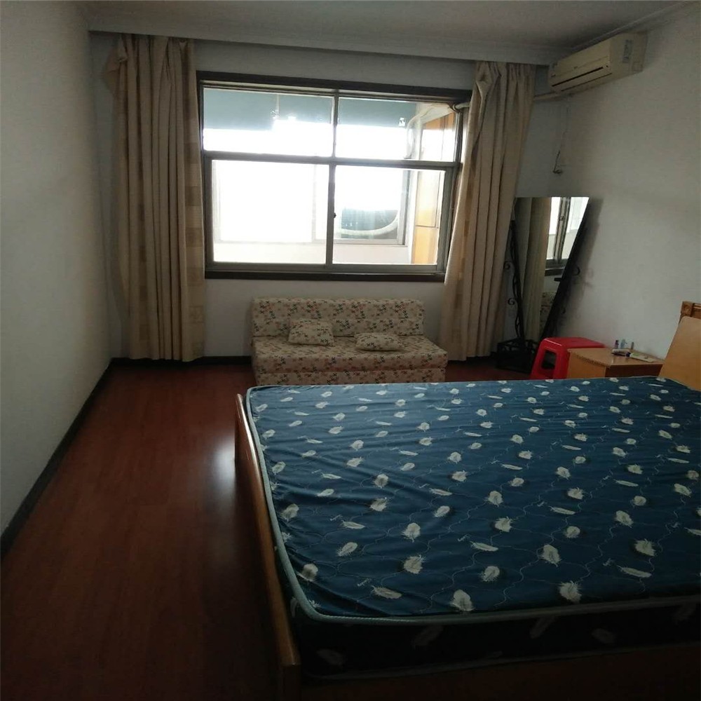 長征二路單位房大兩房，無公攤