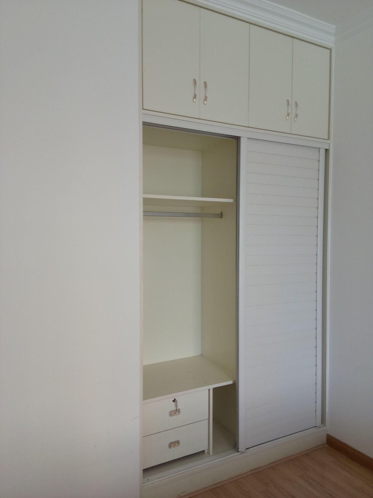 南大精裝房廉價(jià)出租