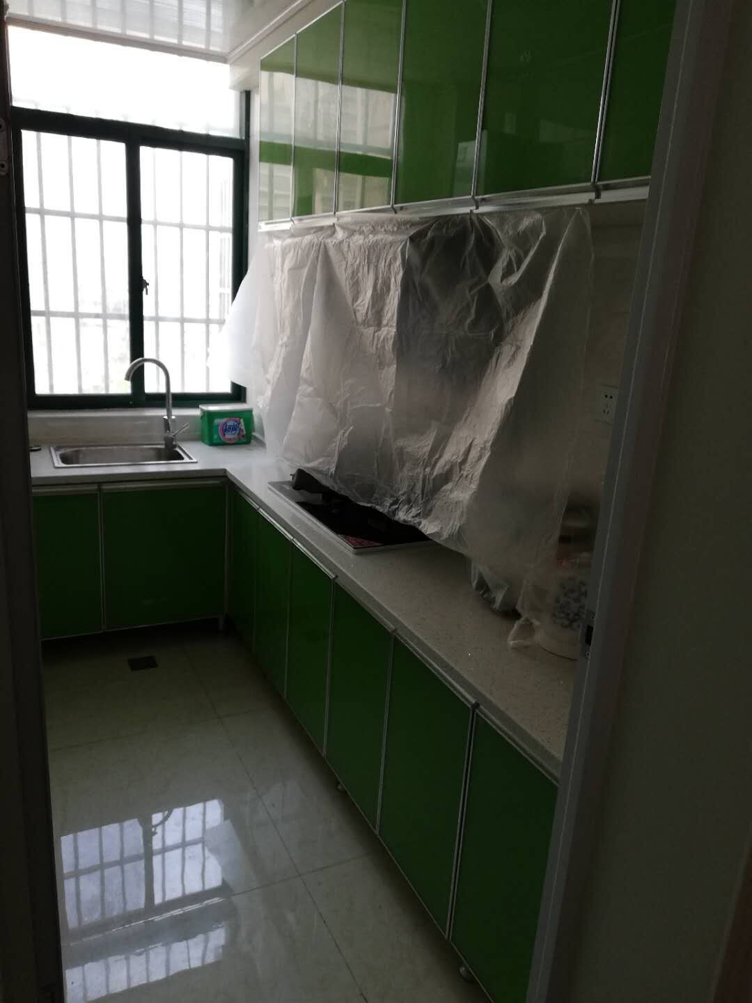 南大精裝房廉價(jià)出租