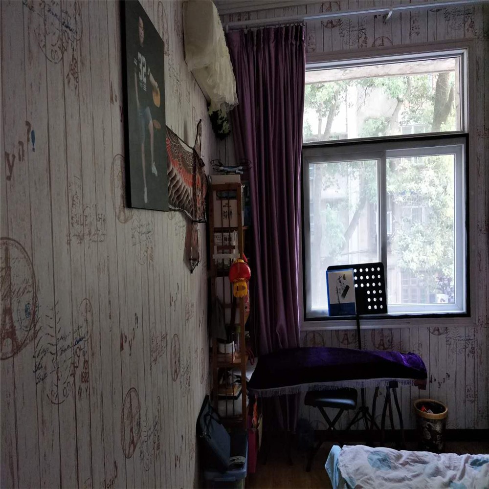 A3740仙女路單位房中裝兩證滿五101平售價(jià)59萬(wàn)實(shí)際面積有128平