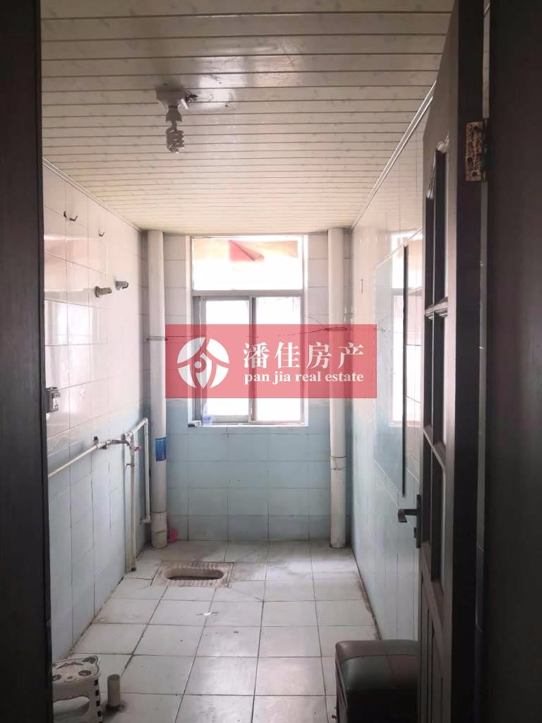 【潘佳房產(chǎn)推薦】交通東路群聲南區(qū)3樓100平米大兩房南北通透超低價(jià)38萬