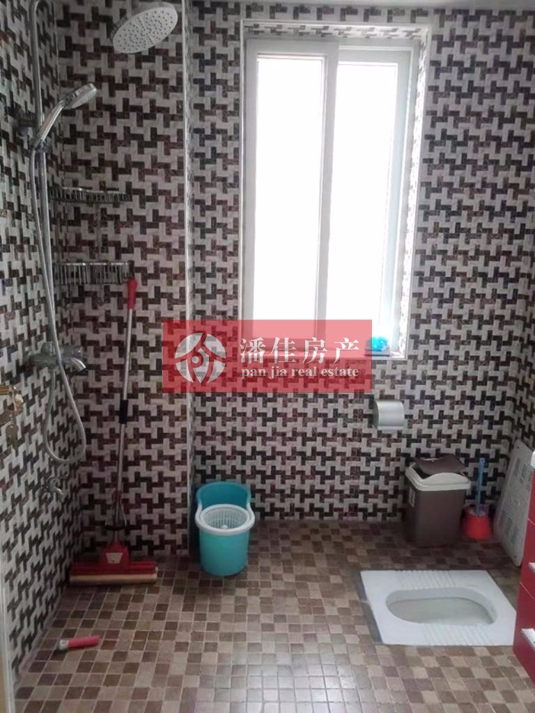 【潘佳房產(chǎn)推薦】丹陽(yáng) 房！豪裝20多萬(wàn)！航天 府旁紫荊花園98㎡南北通透兩房只要69.8萬(wàn)