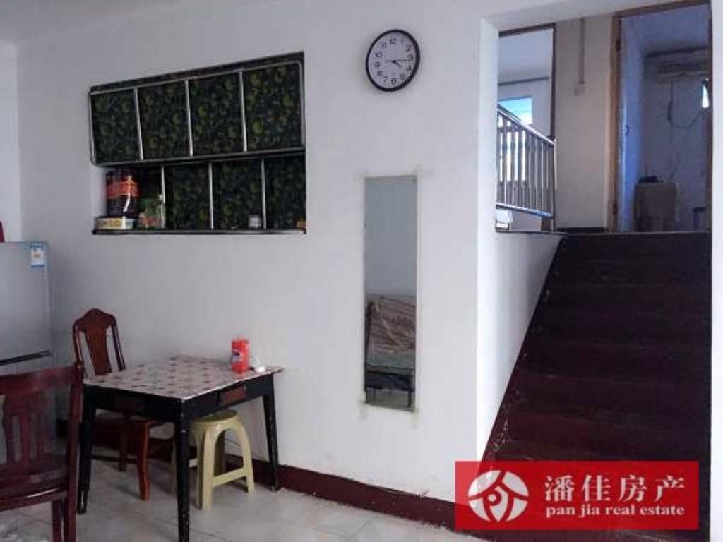 【潘佳房產(chǎn)推薦】【槐蔭大道大潤(rùn)發(fā)超市對(duì)面槐蔭閣4樓110平米三房40萬(wàn)】