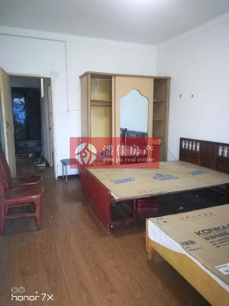 【潘佳房產(chǎn)推薦】【槐蔭大道大潤(rùn)發(fā)超市對(duì)面槐蔭閣4樓110平米三房40萬(wàn)】