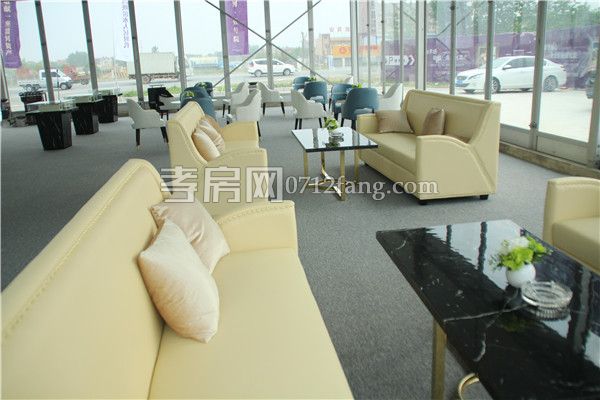 20190504174321375101vhddz.jpg 待客區(qū).jpg