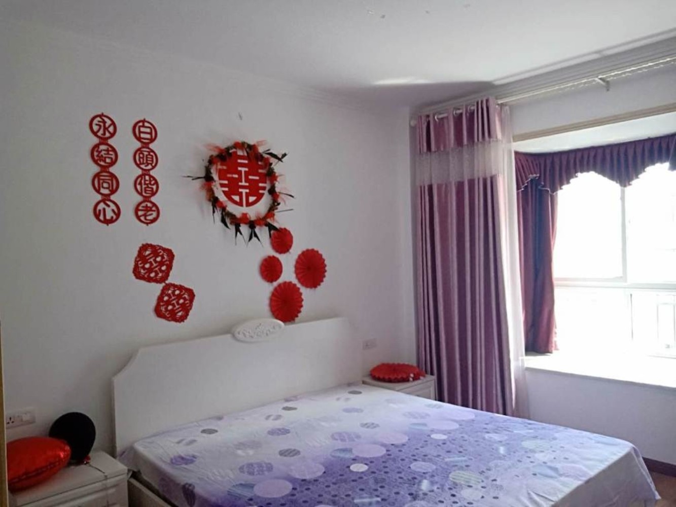 誠(chéng)心出售金一華府住宅房一套，三室兩廳兩衛(wèi)，精裝修