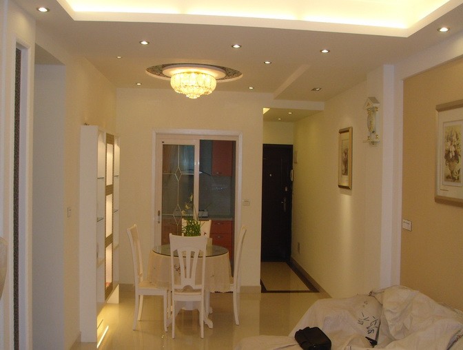 全洲國(guó)際商城北區(qū)高層電梯房出租 