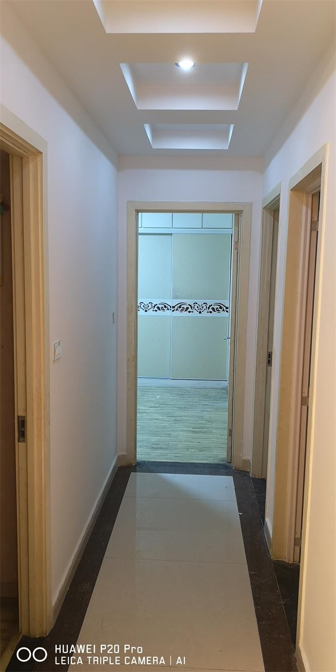 全洲國際商城北區(qū)高層電梯房出租