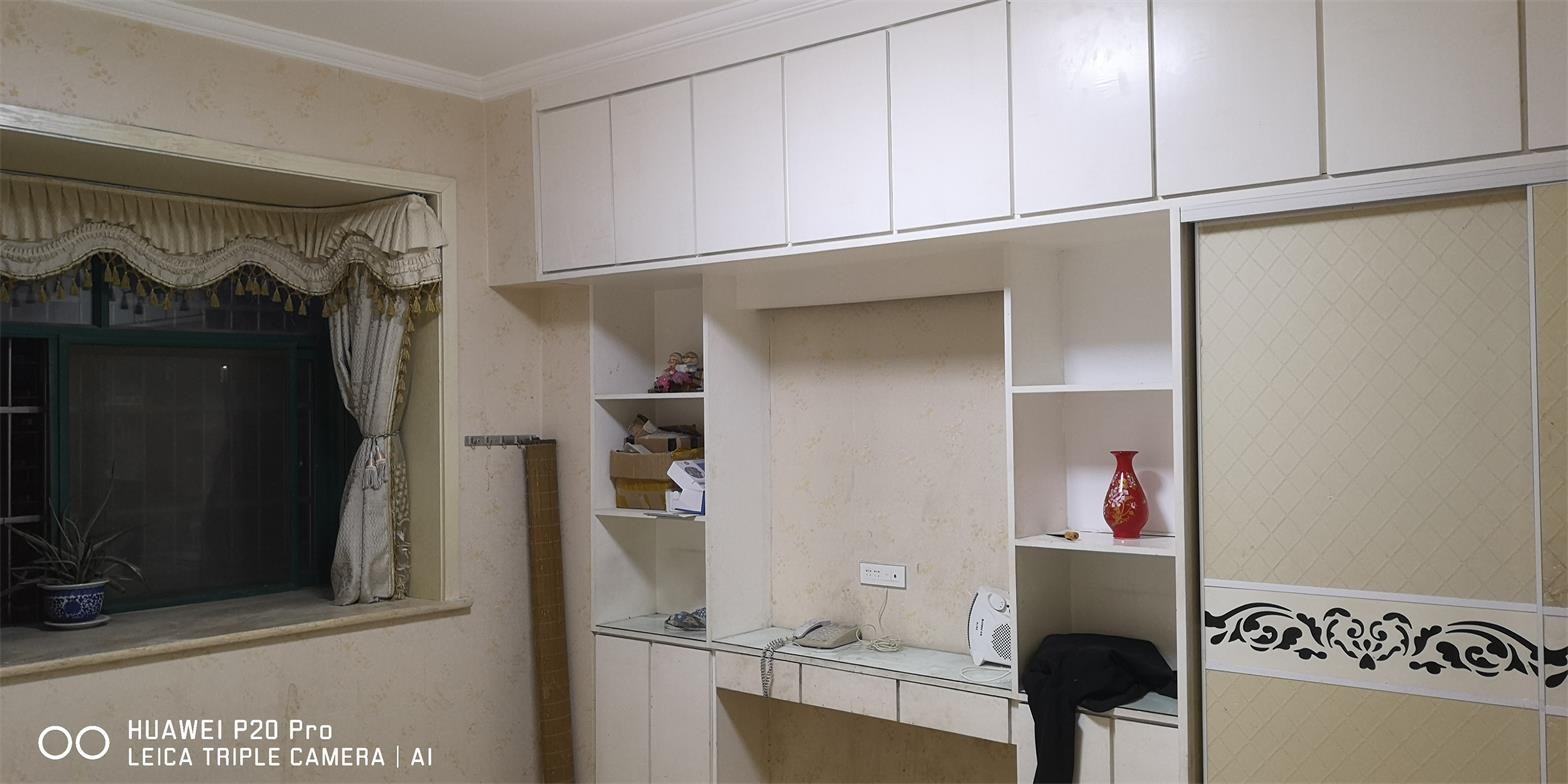 全洲國際商城北區(qū)高層電梯房出租