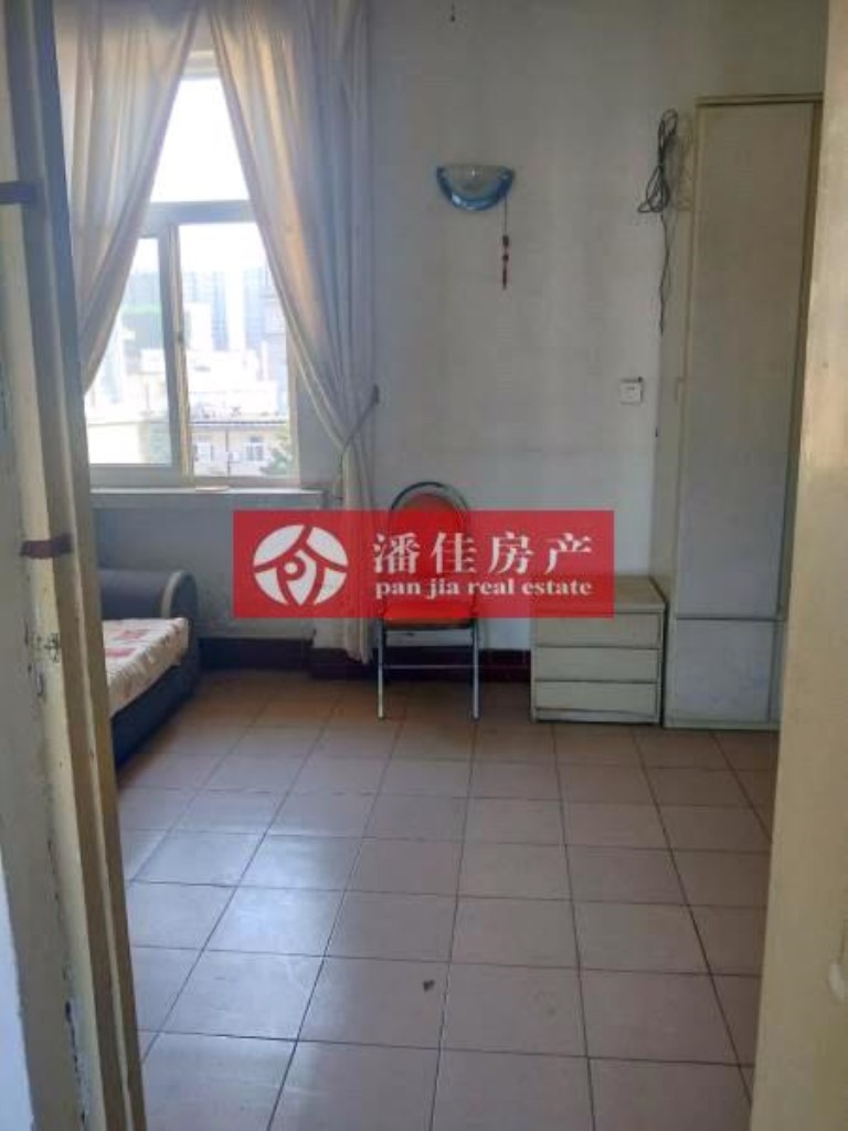 【潘佳房產(chǎn)推薦】北京路萬(wàn)峰苑68㎡兩室一廳拎包入住只要700元/月