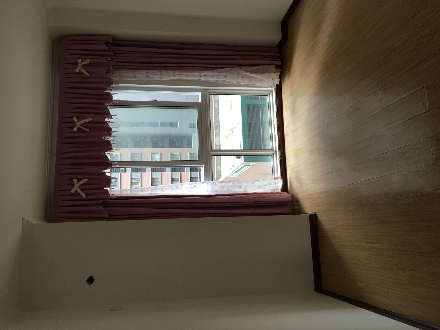 東城區(qū)灣流匯銅雀臺(tái)小區(qū)14棟1單元406精裝修房沒有住過人業(yè)主直售