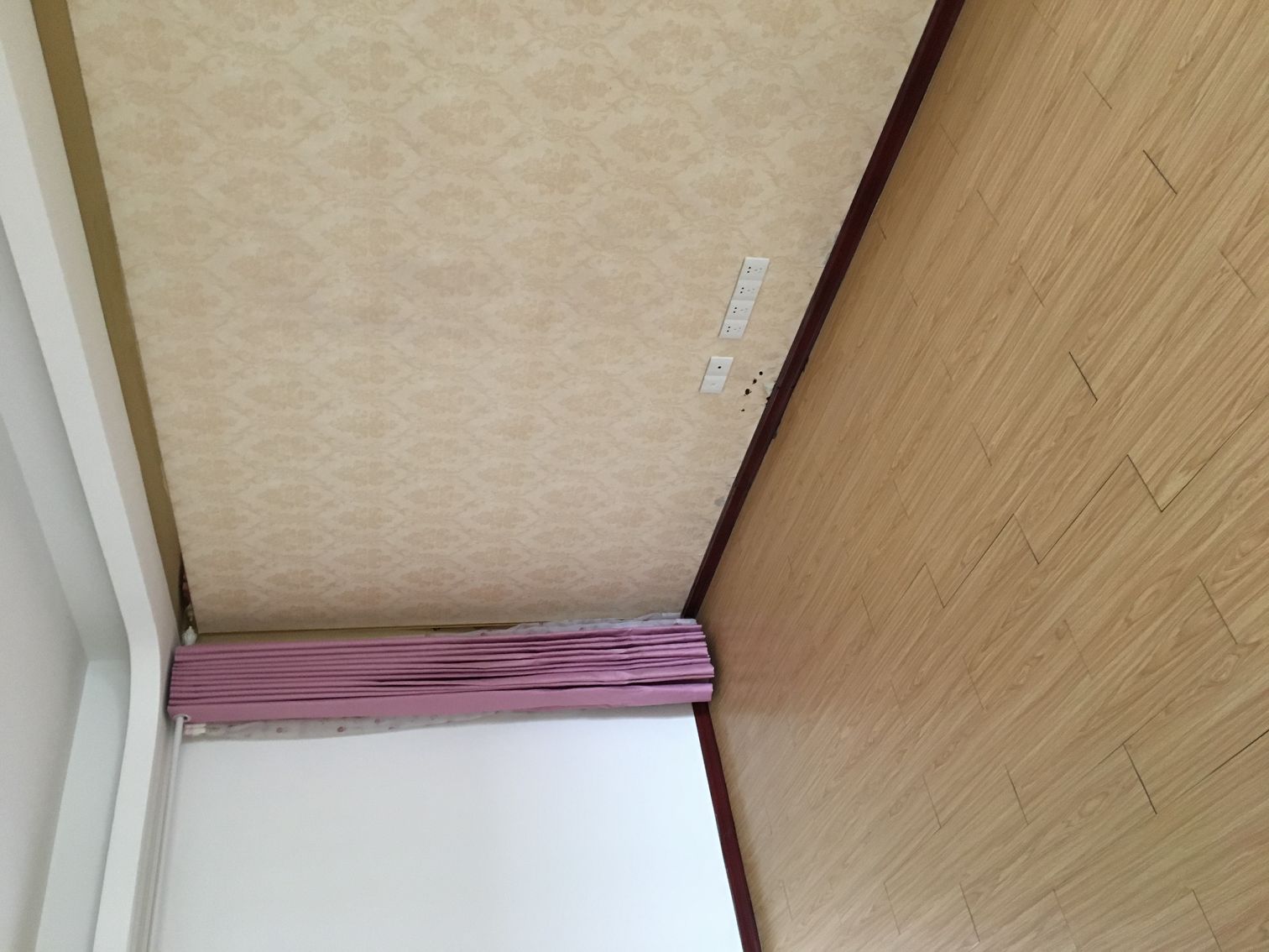 東城區(qū)灣流匯銅雀臺(tái)小區(qū)14棟1單元406精裝修房沒有住過人業(yè)主直售