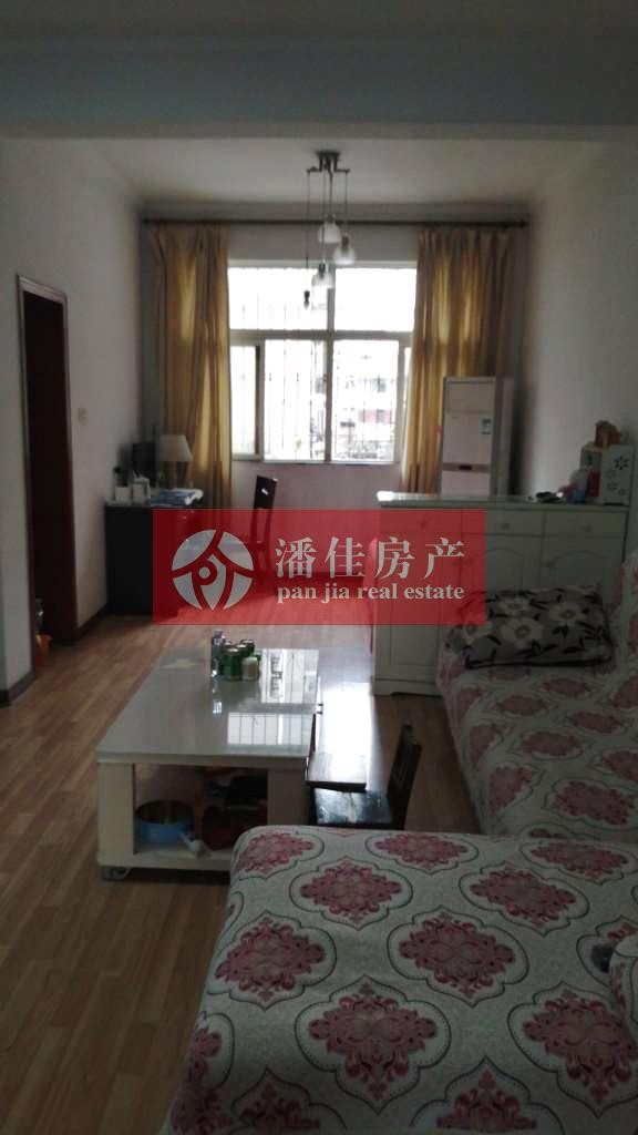 【潘佳房產(chǎn)推薦】【滿二翡翠名都1期137平米中層精裝保持很新帶地暖110萬】