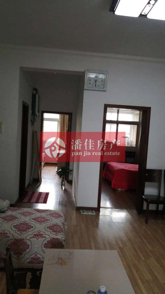 【潘佳房產(chǎn)推薦】【滿二翡翠名都1期137平米中層精裝保持很新帶地暖110萬】