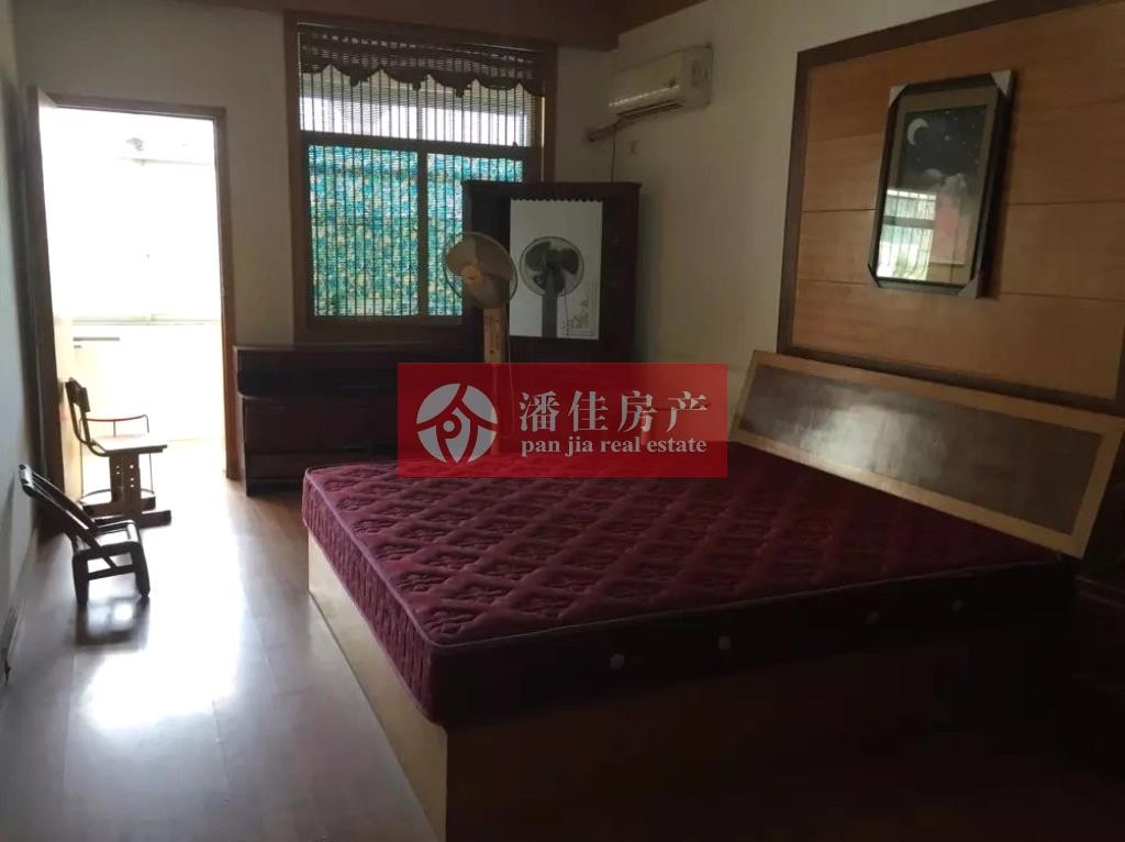 【潘佳房產(chǎn)推薦】【滿二！文昌 房！城站路孝感賓館對面有院子128平米56萬急售】