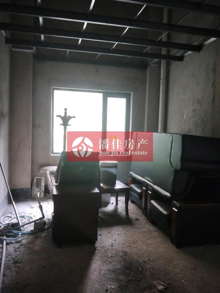 【潘佳房產(chǎn)推薦】翡翠名都137.7㎡內(nèi)空5.8米上下兩層商住兩用只要90萬