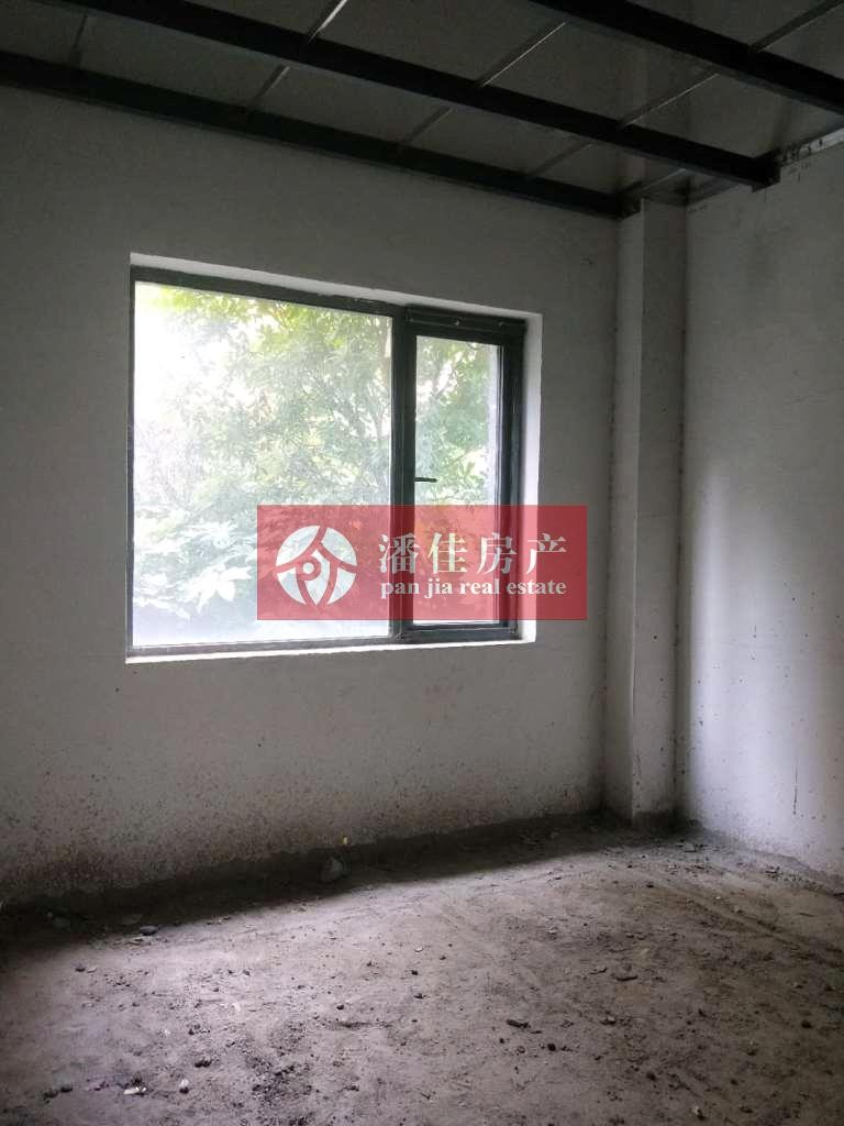 【潘佳房產推薦】翡翠名都137.7㎡內空5.8米上下兩層 只要90萬