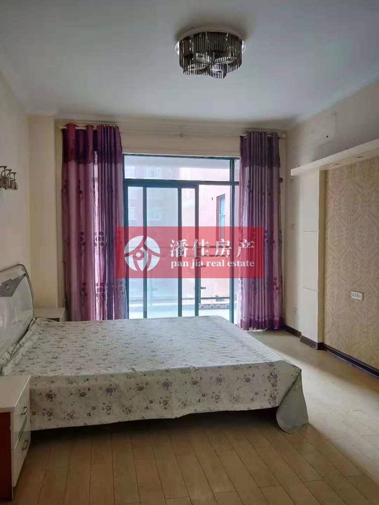 【潘佳房產(chǎn)推薦】過戶只交契稅！全洲國際商城北區(qū)11樓132㎡精裝拎包入住只要81萬