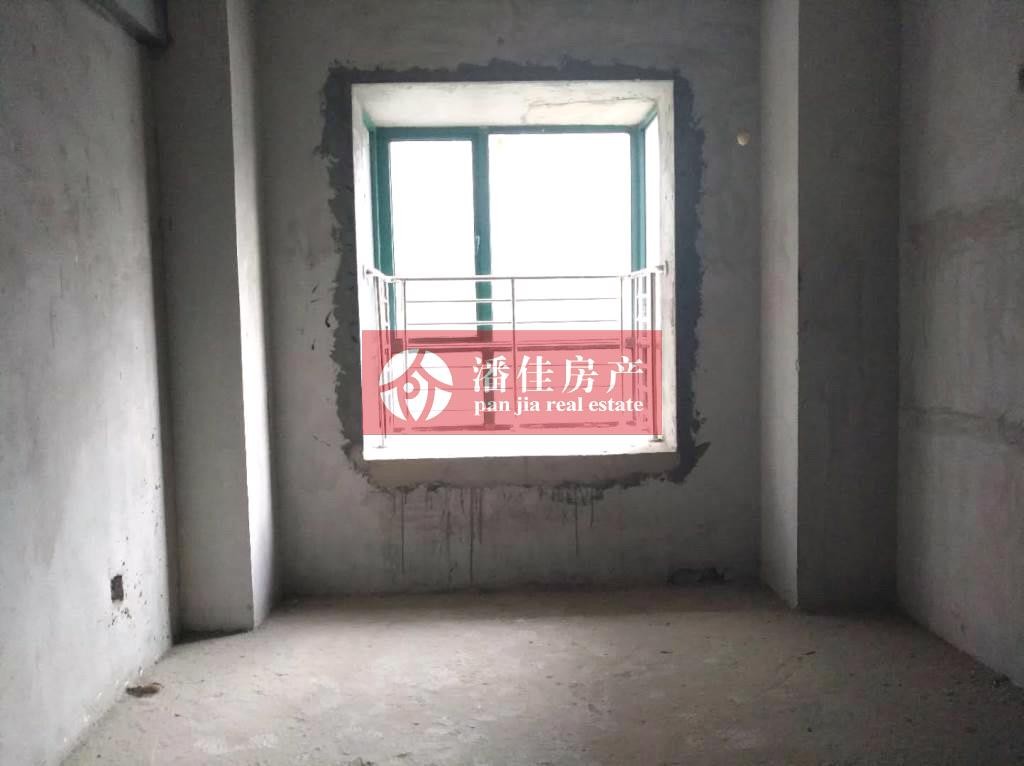 【潘佳房產(chǎn)推薦】超低價急售！西湖明珠136.11㎡3室2廳2衛(wèi)85萬（6244元/平米）