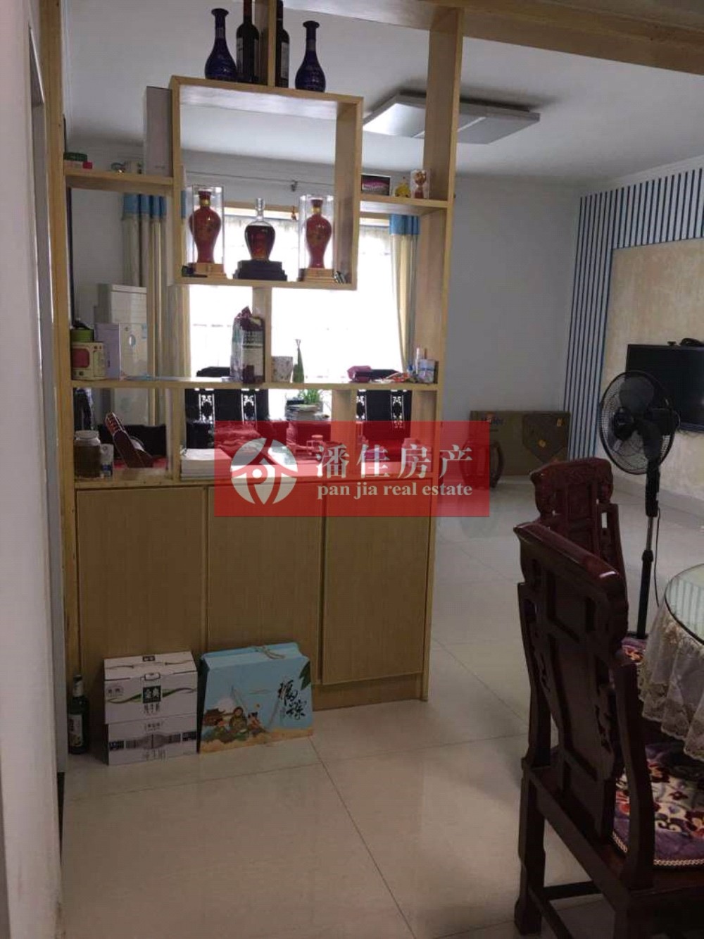 【潘佳房產(chǎn)推薦】【滿二保麗廣場 商業(yè)街105平高層精裝生活購物一體80萬】