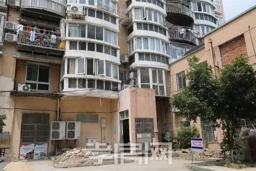 2019071516080424976s9tmx2.jpg 9.jpg