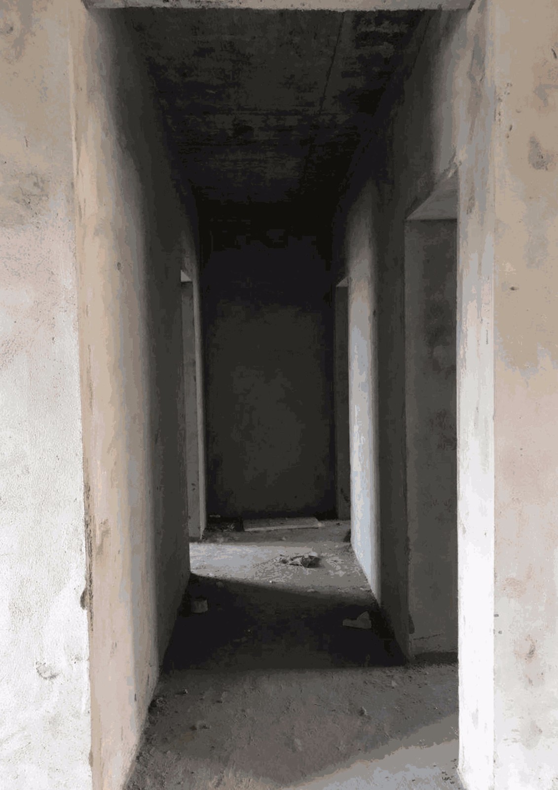 坐落，富萊美家居建材城，臨街，出門就是商場