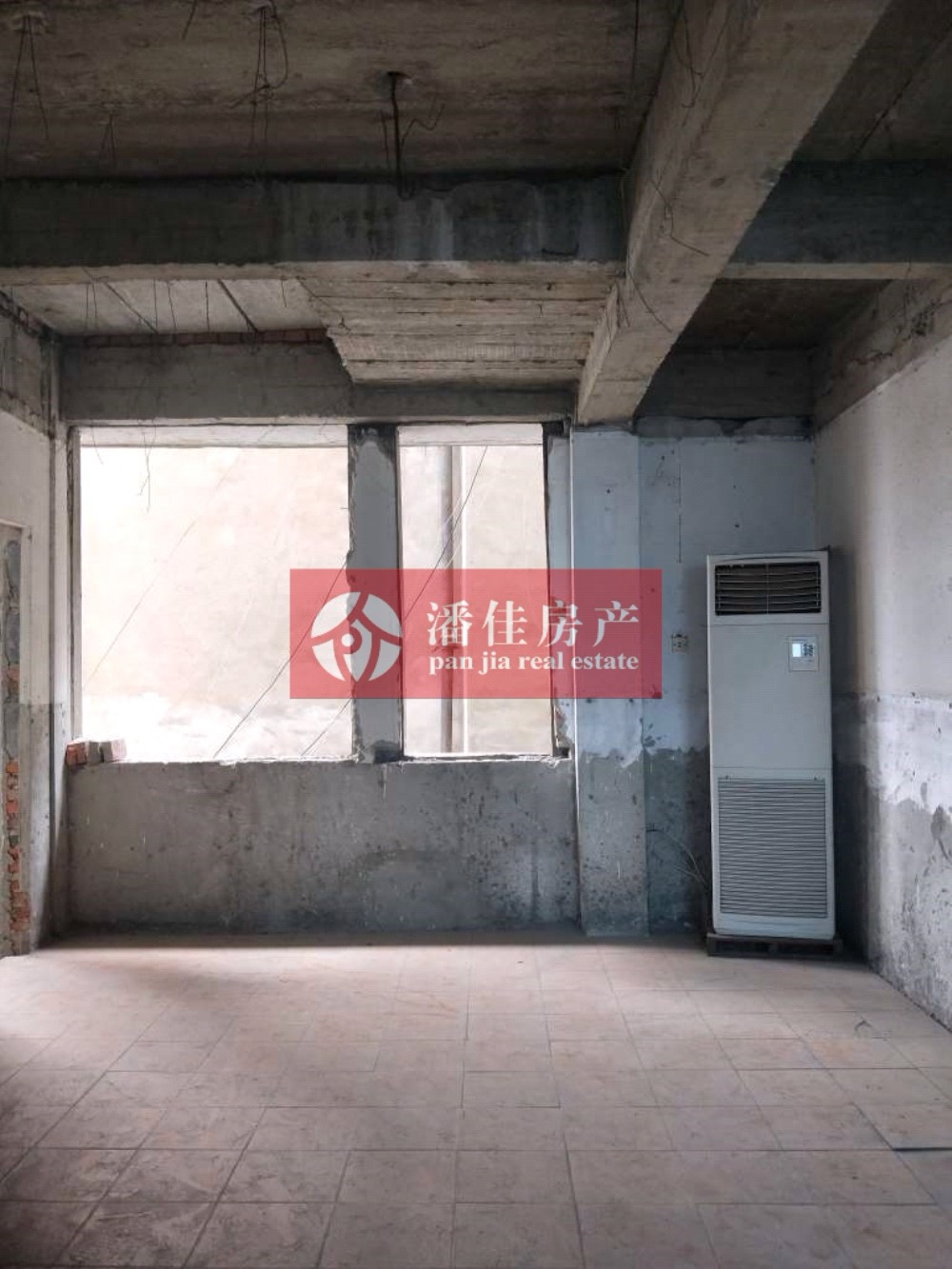 【潘佳房產(chǎn)推薦】【宇濟城中城2/6層131平米簡裝南北通透有院子方便停車60萬】