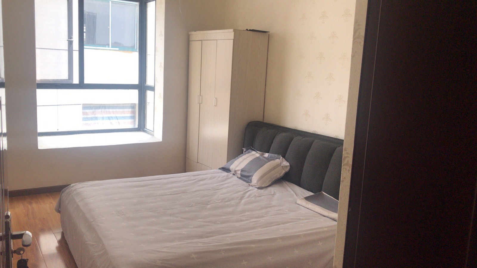 富萊美家具建材城住宅城市綜合體，緊鄰中學 一中