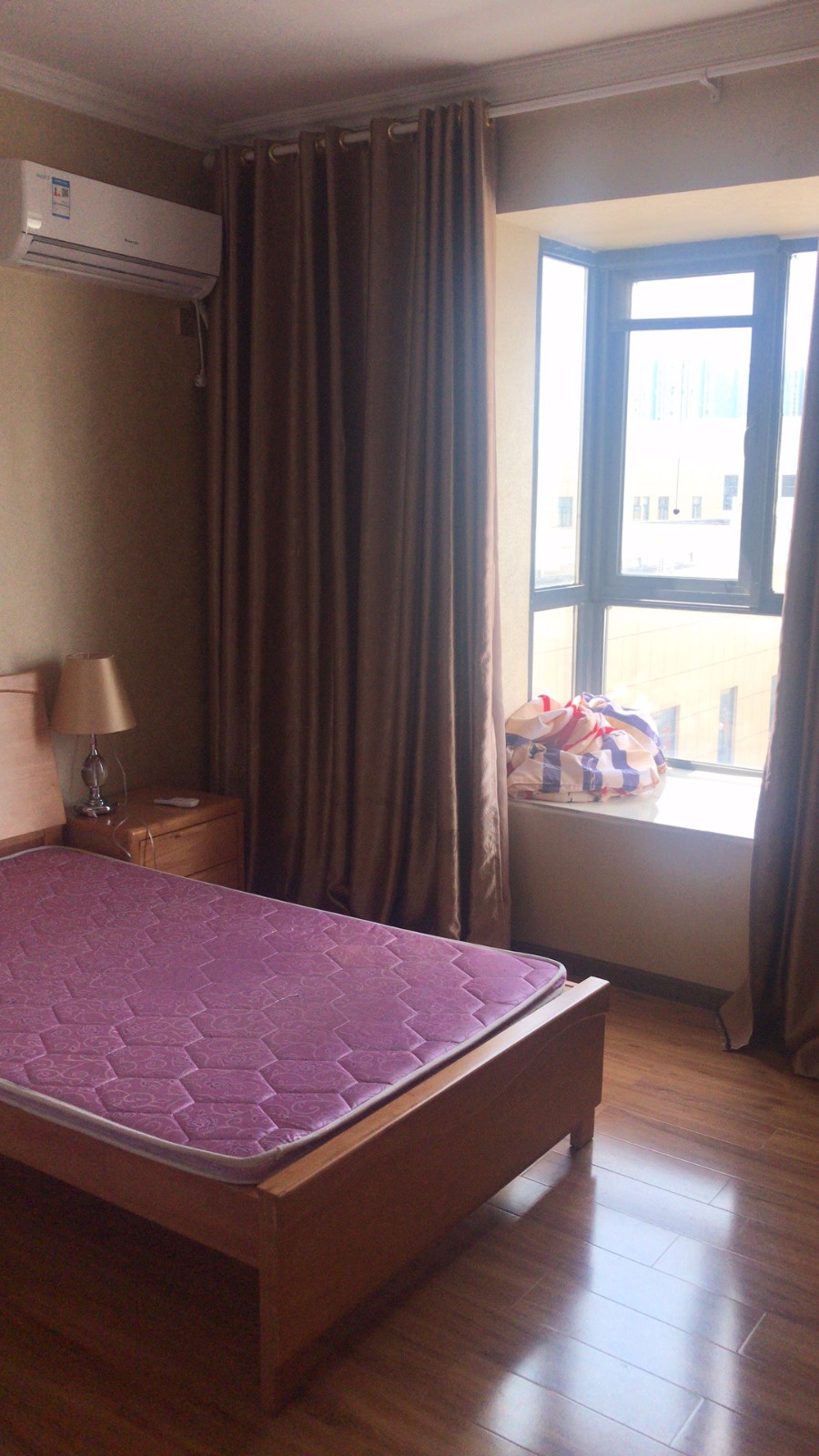 富萊美家具建材城住宅城市綜合體，緊鄰中學(xué)一中