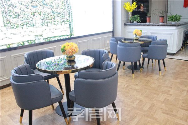 2019072916045095847rtpbsd.jpg 待客區(qū).jpg