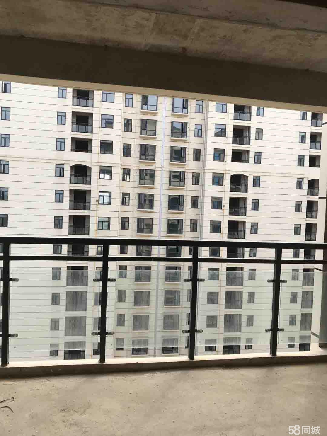 乾坤大道新城悅雋和保麗香頌對過新宏基3室2廳1衛(wèi)106.73平米