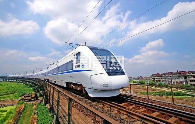 孝感東-咸寧南貫通列車